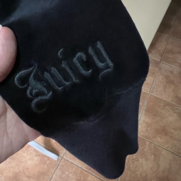 Juicy Couture 🖤 Velour Hoodie Jacket - Picture 7 of 14